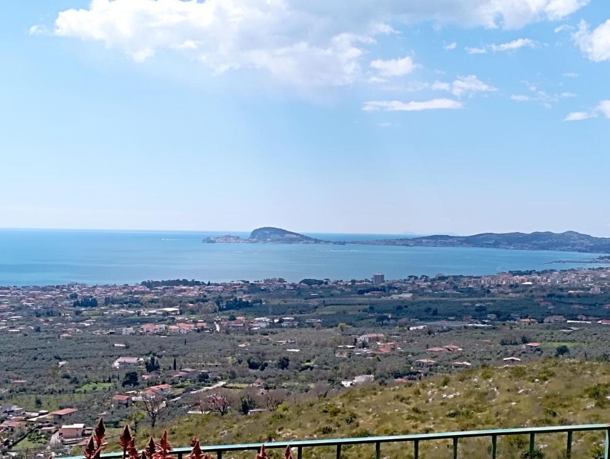 Casa Ines Lägenhet Maranola Exteriör bild